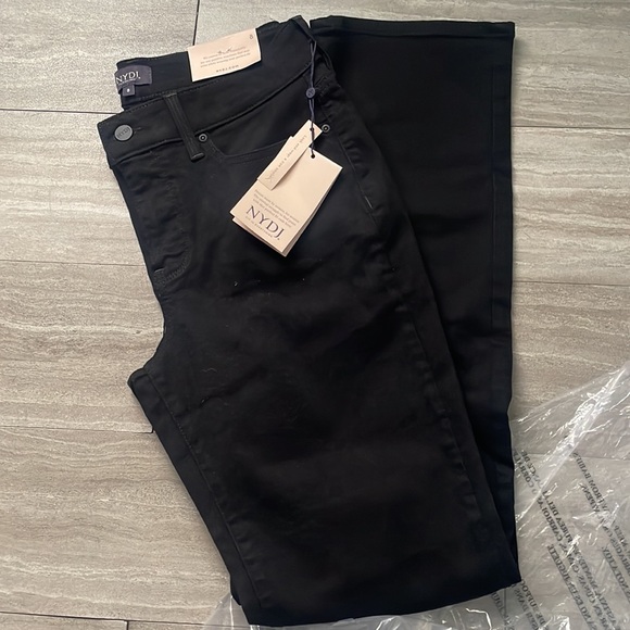 NYDJ Marilyn Straight Jeans size 8 black NWT - Picture 4 of 6